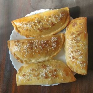 Korean Bread With Chicken and Cheese (4 In A Box) {5 Hours Pre-Order}
