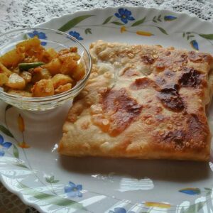 Chicken Mughlai Paratha With Masala Aloo {Minimum Order Quantity=2} {5 Hours Pre-Order}